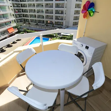 Uhc Alboran Apartments Salou Exterior photo